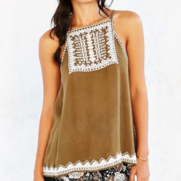 Ecote Tops - UO Ecote Bali Embroidered Tank Green Size S